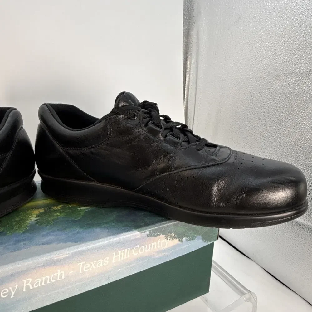 SAS Women's Free Time Sneaker Size 10.5S Black Leather Tripad Walk Shoe